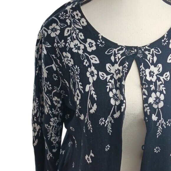 Elementz Cardigan Sweater Black White Floral Classic Button Down Womens Size M - Picture 3 of 8